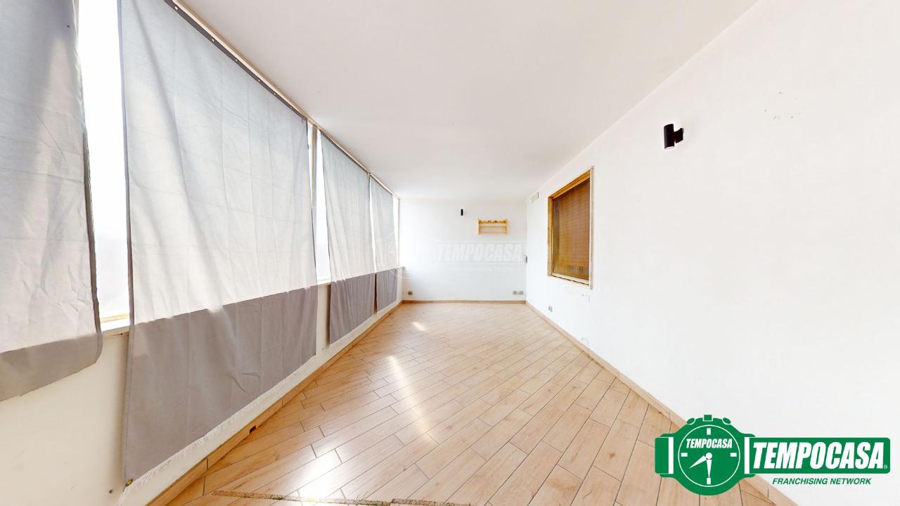 appartamento in vendita a Valenza