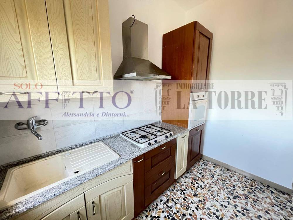 appartamento in vendita a Valenza