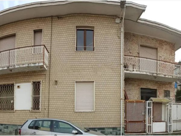 appartamento in vendita a Valenza