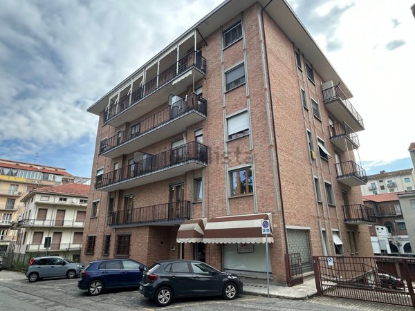 appartamento in vendita a Valenza