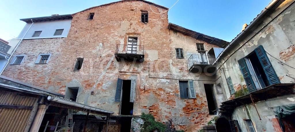 appartamento in vendita a Valenza