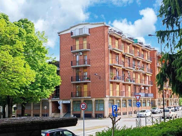 appartamento in vendita a Valenza
