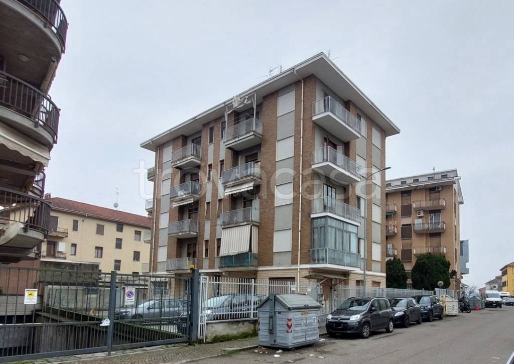 appartamento in vendita a Valenza