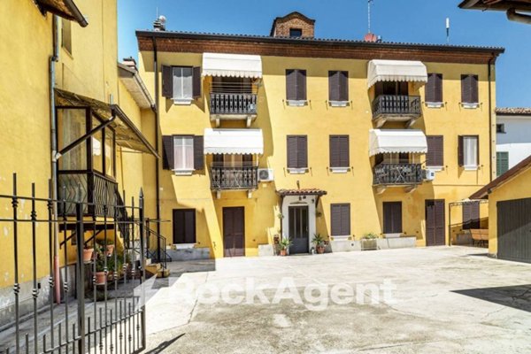 appartamento in vendita a Valenza