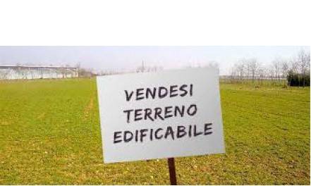 terreno edificabile in vendita a Valenza