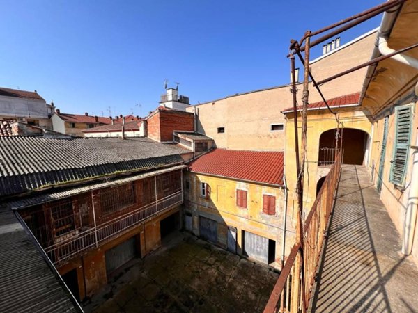 appartamento in vendita a Valenza