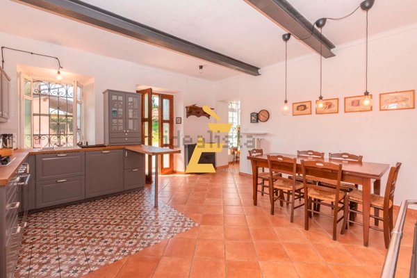 quadrivano in vendita a Valenza