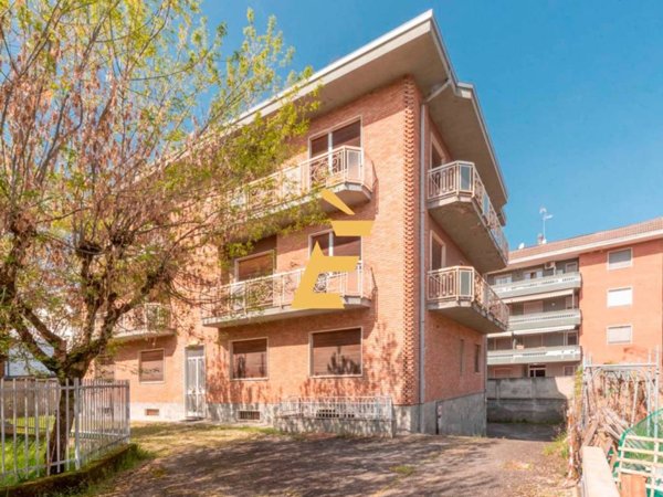 intera palazzina in vendita a Valenza