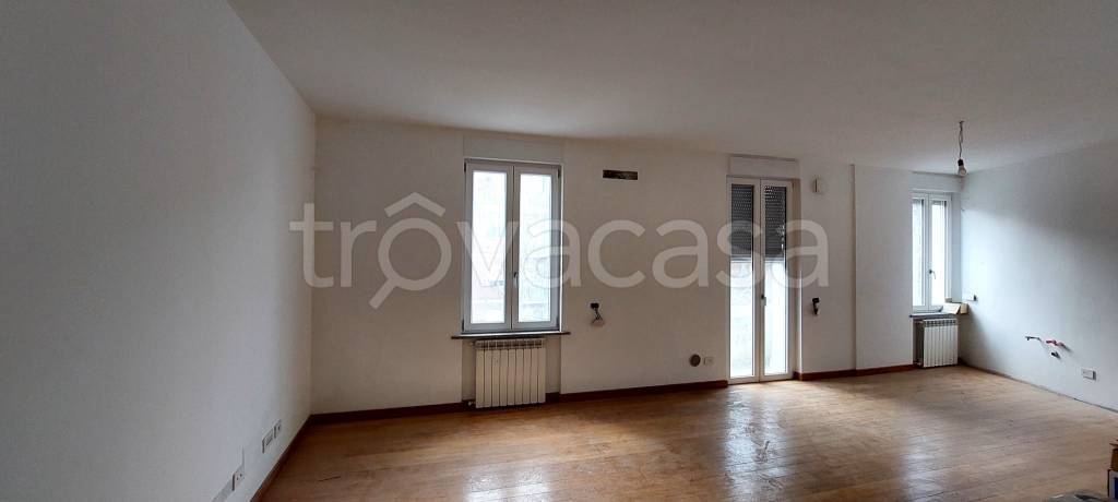 appartamento in vendita a Valenza