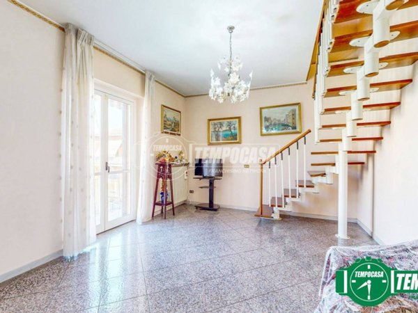 appartamento in vendita a Valenza