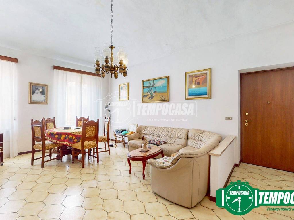 appartamento in vendita a Valenza