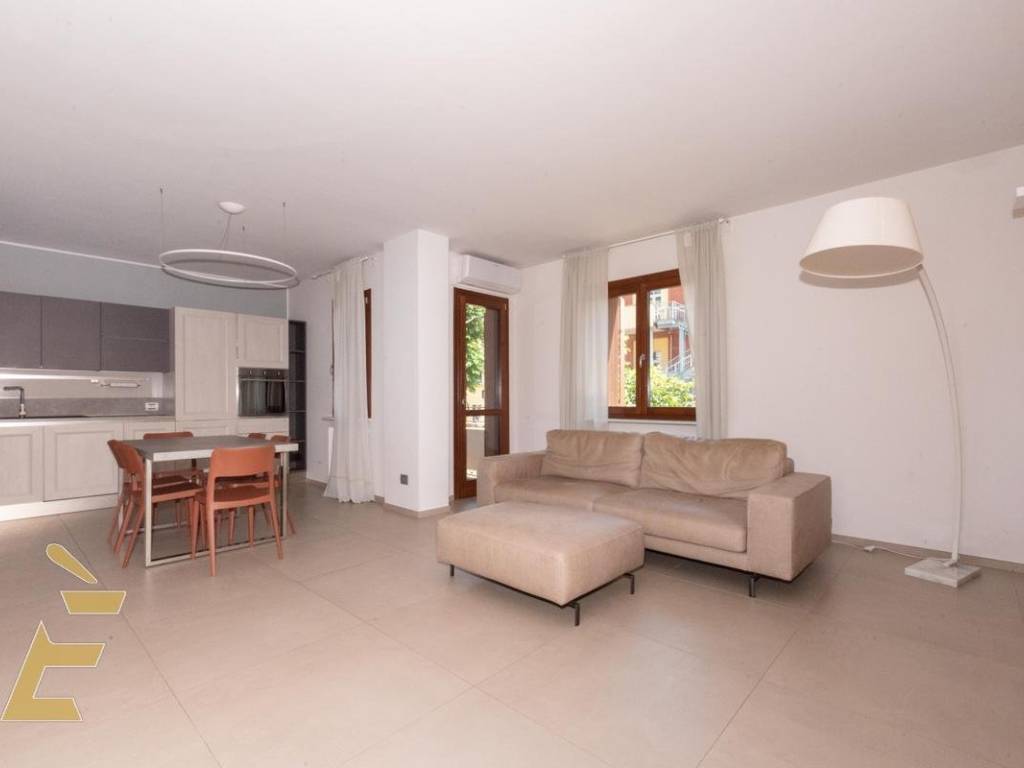 appartamento in vendita a Valenza