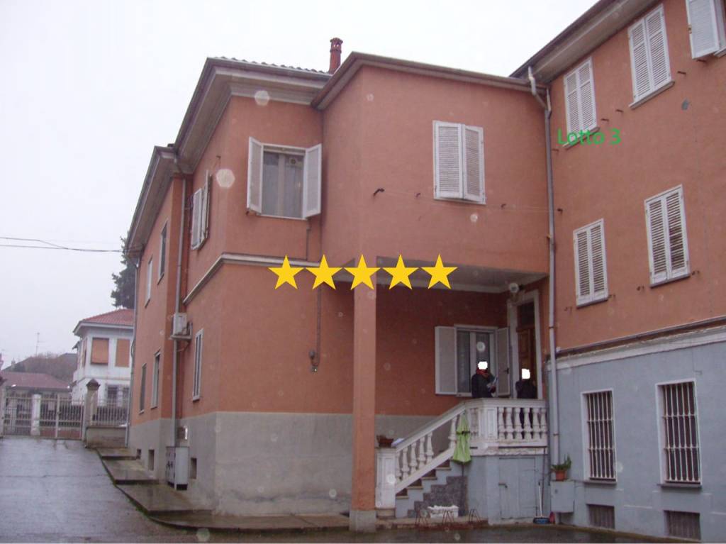 appartamento in vendita a Valenza