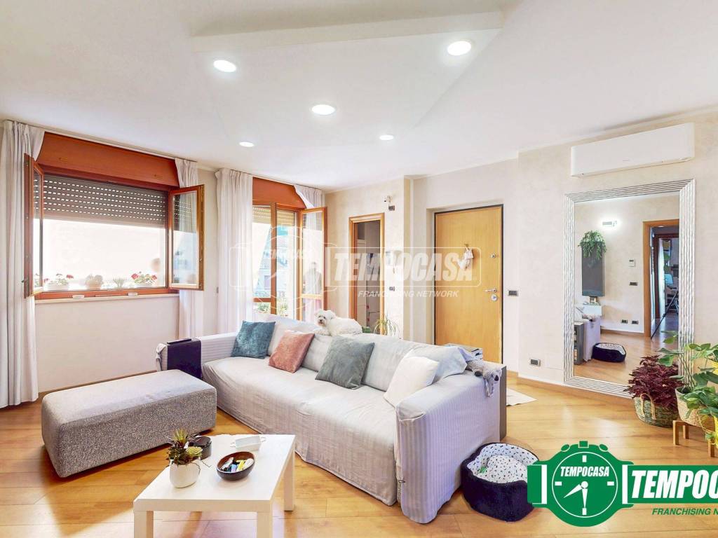 appartamento in vendita a Valenza