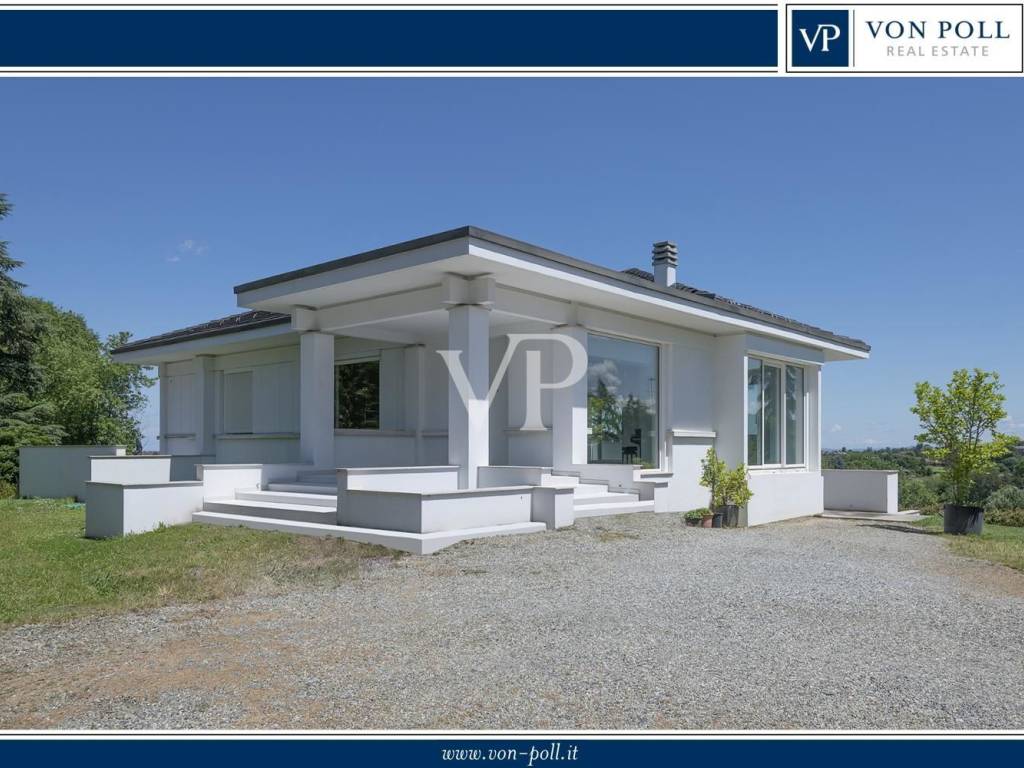 casa indipendente in vendita a Valenza