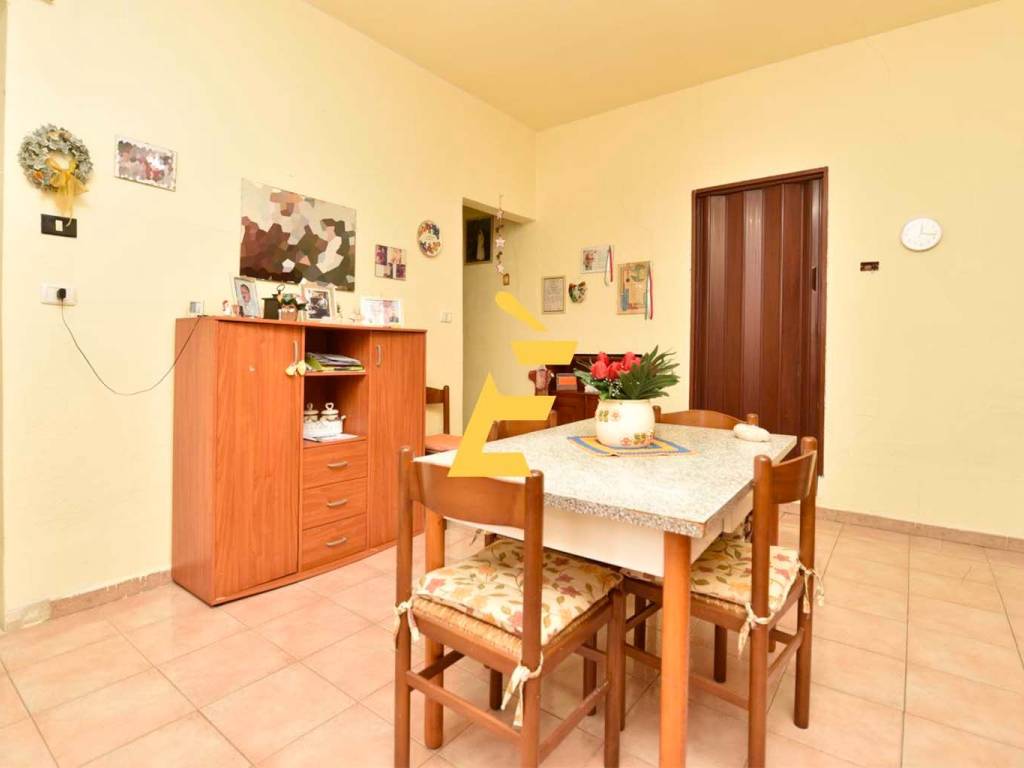 appartamento in vendita a Valenza