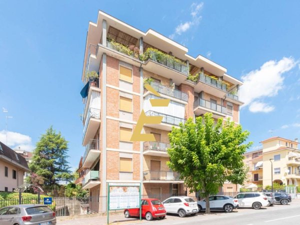 appartamento in vendita a Valenza