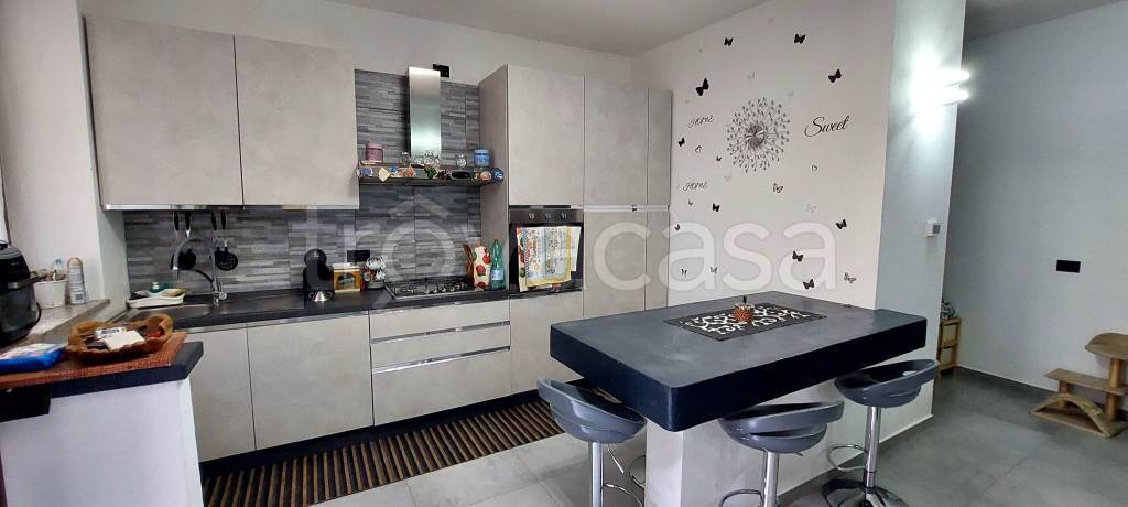 appartamento in vendita a Valenza