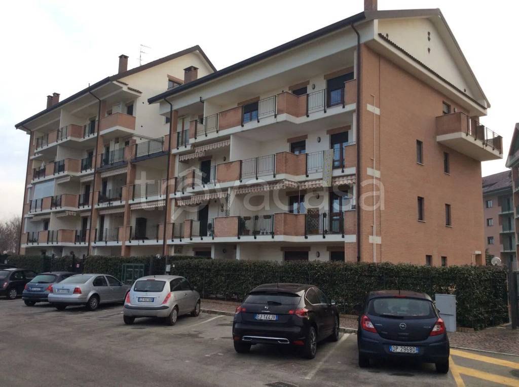 appartamento in vendita a Valenza