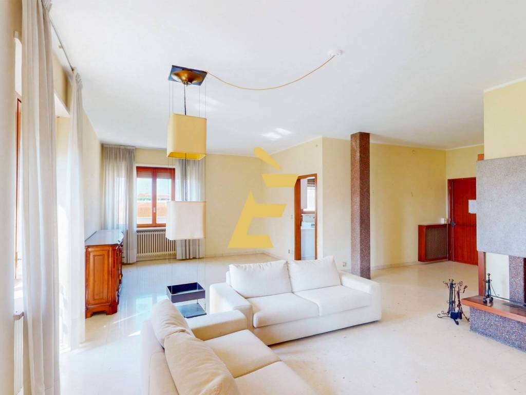 appartamento in vendita a Valenza