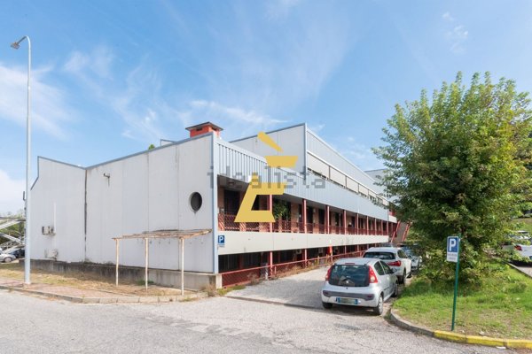 appartamento in vendita a Valenza