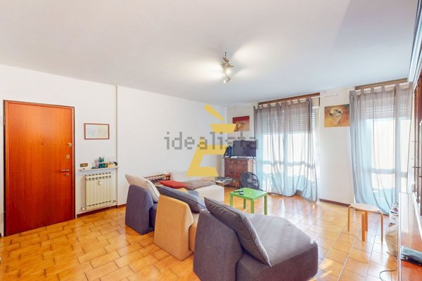 appartamento in vendita a Valenza