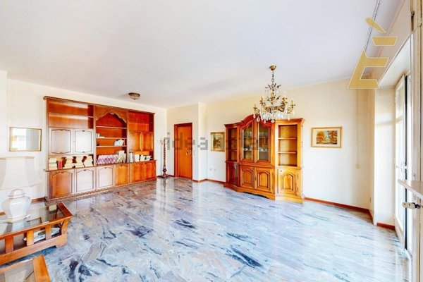 appartamento in vendita a Valenza