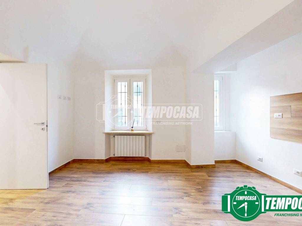 appartamento in vendita a Valenza