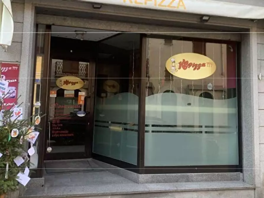 negozio in vendita a Valenza