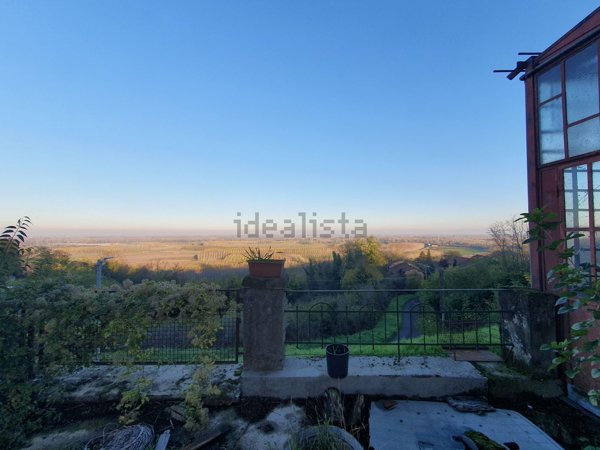 appartamento in vendita a Valenza