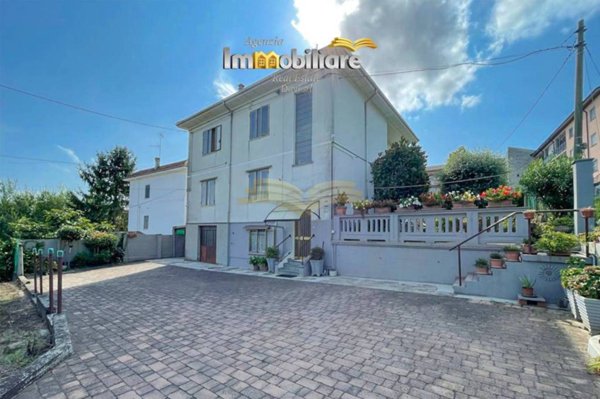 appartamento in vendita a Valenza