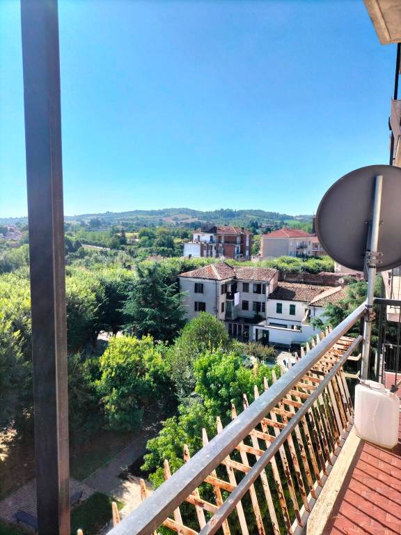 appartamento in vendita a Valenza