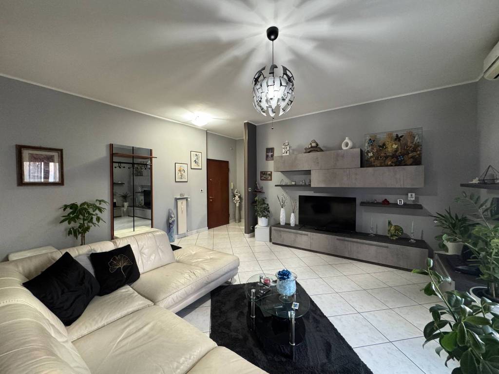 appartamento in vendita a Valenza