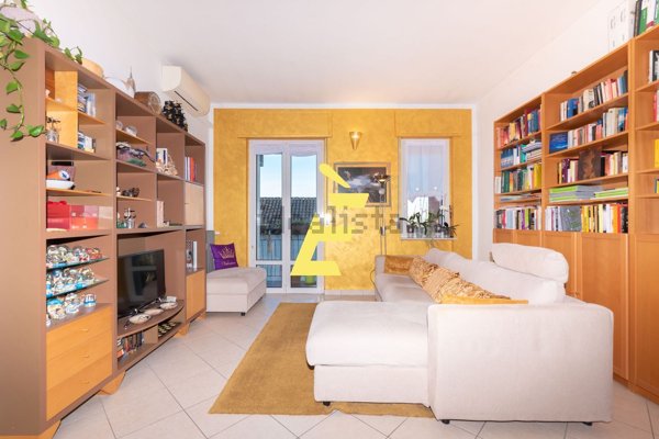 appartamento in vendita a Valenza