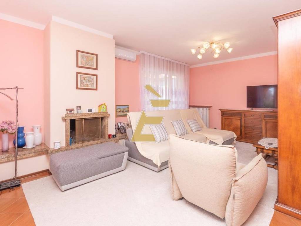 appartamento in vendita a Valenza