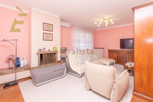 appartamento in vendita a Valenza