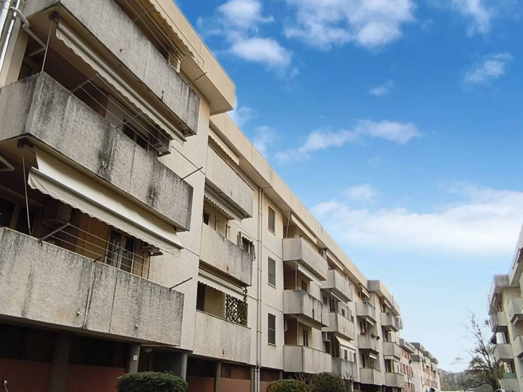 appartamento in vendita a Valenza