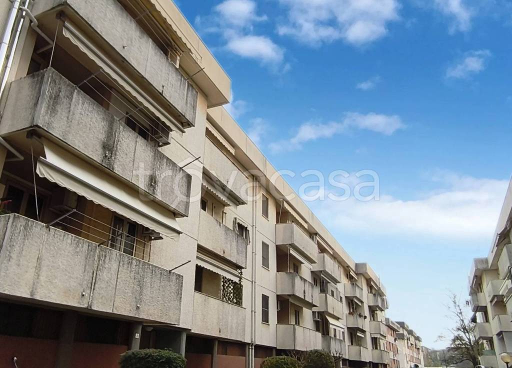 appartamento in vendita a Valenza