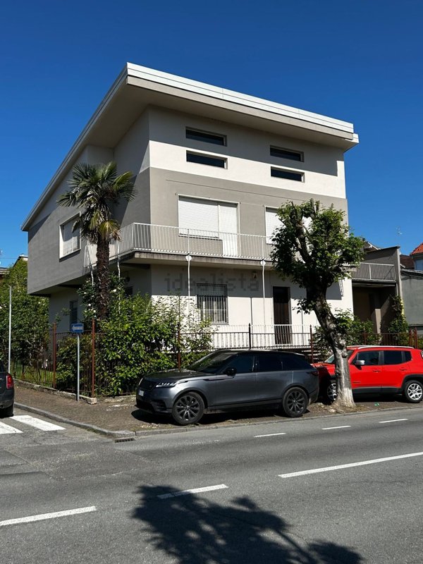 casa indipendente in vendita a Valenza