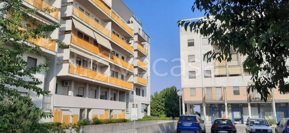 appartamento in vendita a Valenza