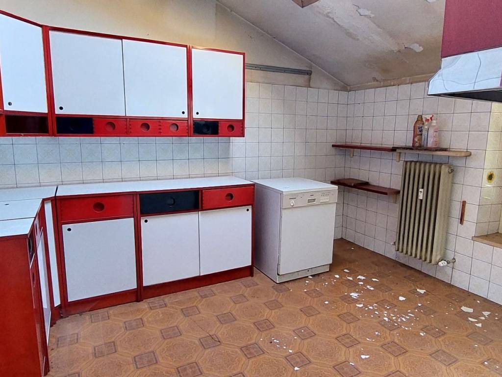 appartamento in vendita a Valenza