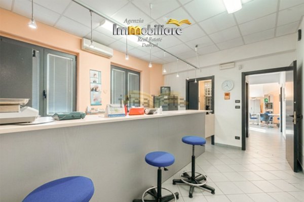ufficio in vendita a Valenza