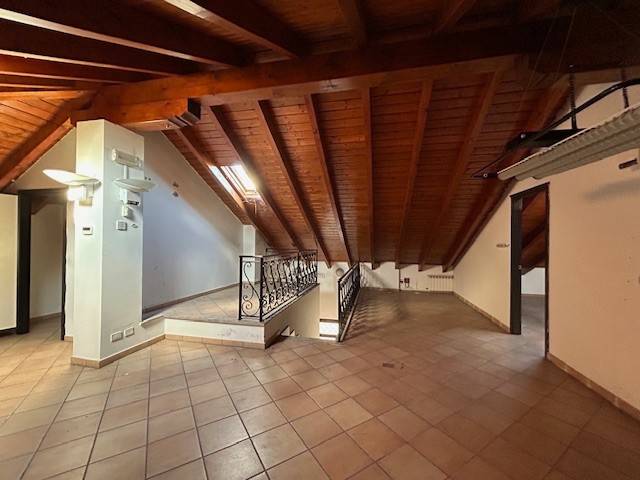 casa indipendente in vendita a Valenza