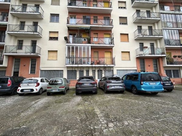 ufficio in vendita a Valenza