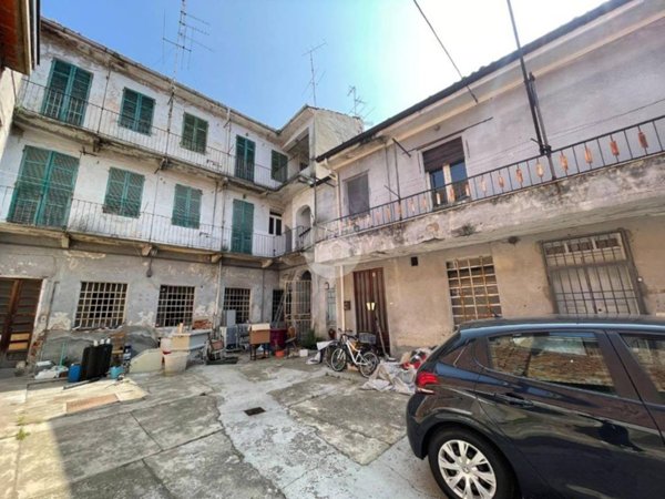 intera palazzina in vendita a Valenza