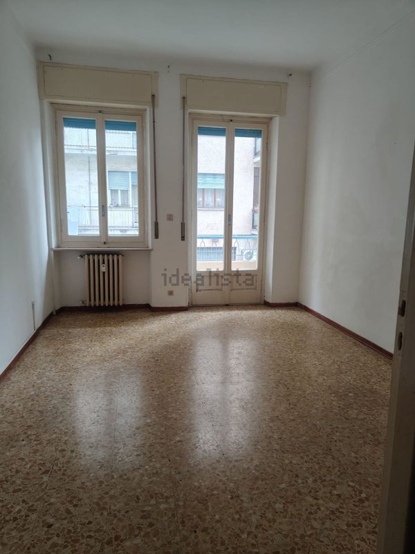 appartamento in vendita a Valenza