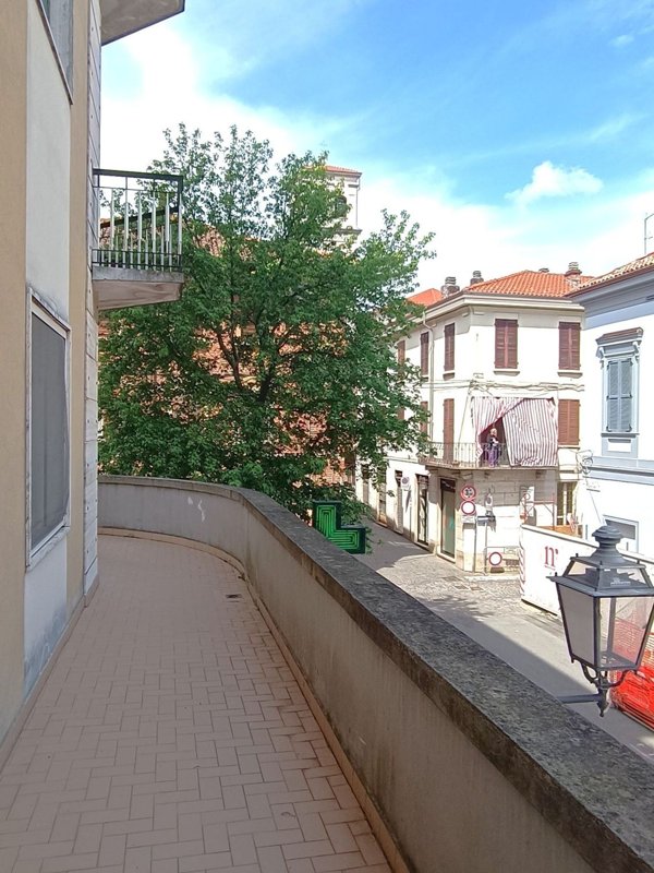 appartamento in vendita a Valenza