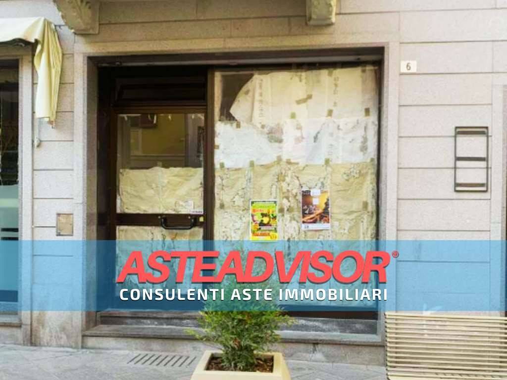 negozio in vendita a Valenza