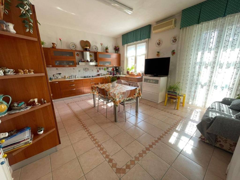 appartamento in vendita a Valenza