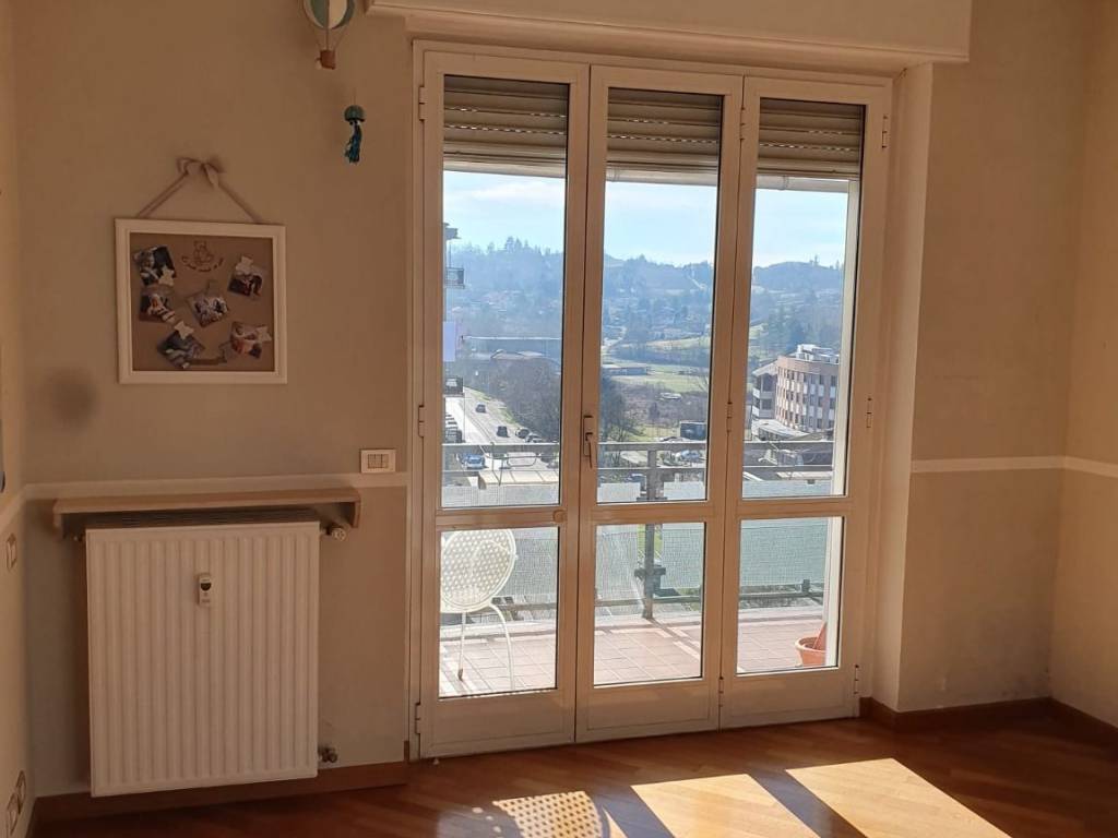 appartamento in vendita a Valenza